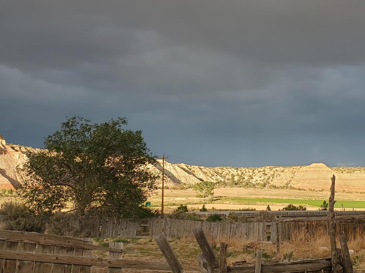 Log Cottages At Bryce Canyon #2 Cannonville Bagian luar foto